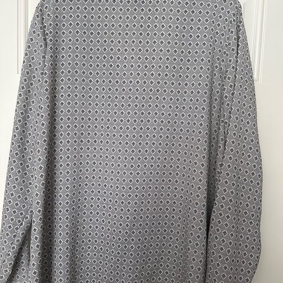 ANN TAYLOR Factory womens long sleeve black and white blouse size XL - Picture 3 of 3